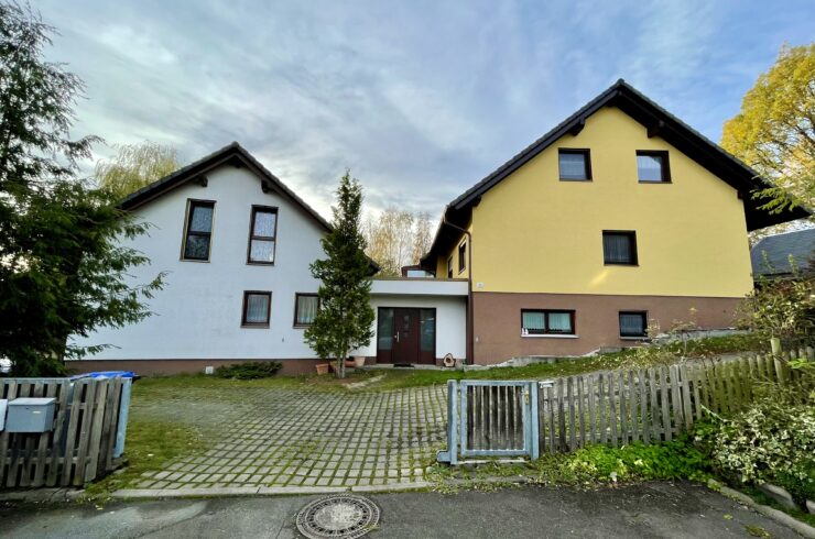 Einzigartiges Wohnobjekt (2 EFHer) mit sensationellem Grundstück mit Teich in Top Lage von Chemnitz Grüna